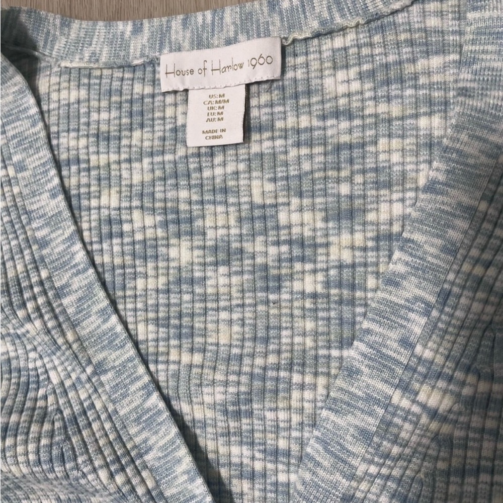 House of Harlow 1960 Blue White and Yellow Knit Set - Picture 3 of 5